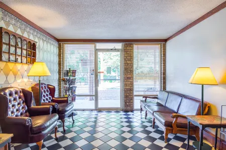 Mountain Home Inn Отели в г. Бакстер