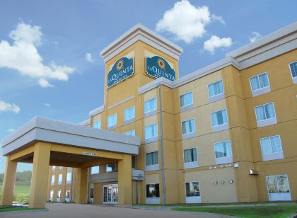 La Quinta Inn & Suites by Wyndham Bismarck