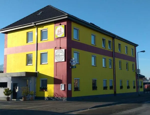 Rheinauer Hof - bed & breakfast - Housity