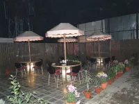 Hotel Crystal Retreat