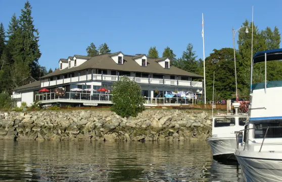 克拉雅曼隆德度假村