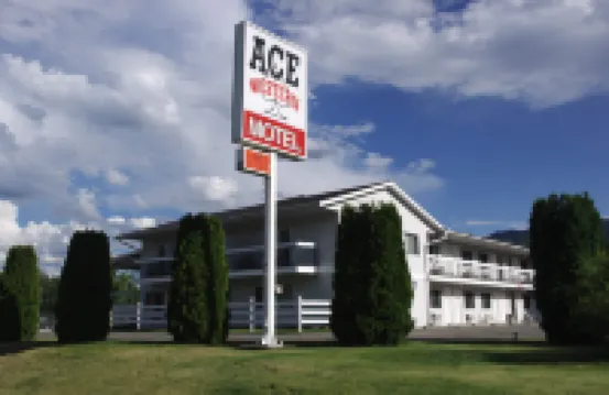 Super 8 by Wyndham Clearwater BC
