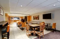 Homewood Suites by Hilton Mont-Tremblant Resort - breakfast