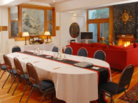 Sooke Harbour House Hotels in Sooke