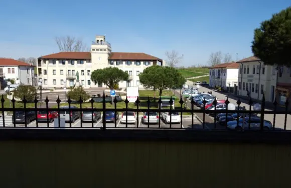 阿洛吉塔尼亞旅館