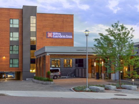 Hilton Garden Inn Burlington-Downtown