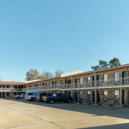 HomeStay Inn & Suites