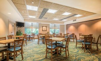 Quality Inn Near Fort Hunter Liggett