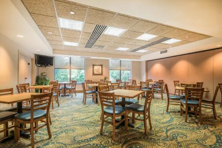 Quality Inn Near Fort Hunter Liggett