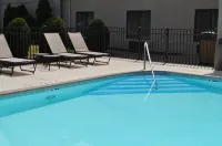 Greenfield Inn & Suites Owensboro, KY Airport - Uima-altaat