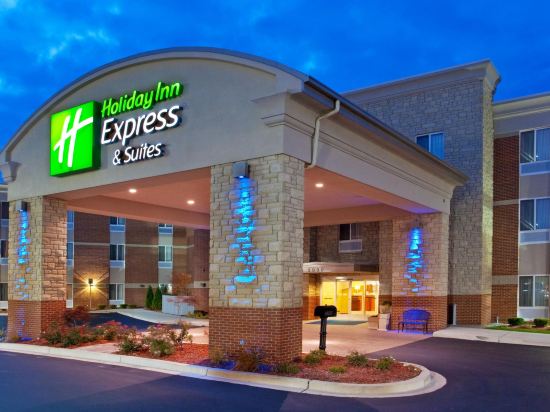 hotels in auburn hills michigan near great lakes crossing