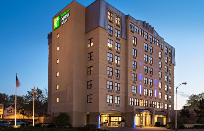 Holiday Inn Express & Suites BOSTON - CAMBRIDGE by IHG
