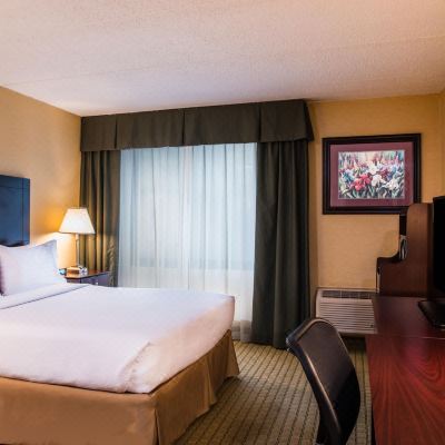 Holiday Inn Hasbrouck Heights-Meadowlands, an Ihg Hotel-Hasbrouck Heights  Updated 2022 Room Price-Reviews & Deals | Trip.com