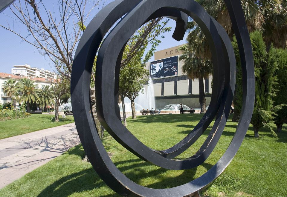 니스 호텔 전경