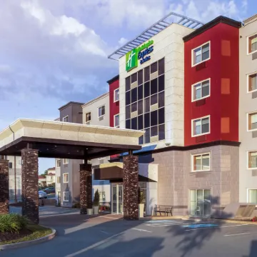 Holiday Inn Express & Suites HALIFAX - BEDFORD by IHG Hotels near Clayton Park