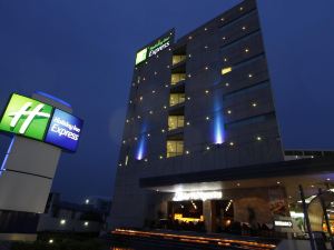 Holiday Inn Express Galerías Metepec