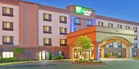 Holiday Inn Express & Suites Puyallup (Tacoma Area) Hotels near Mount Rainier Wonderland trail