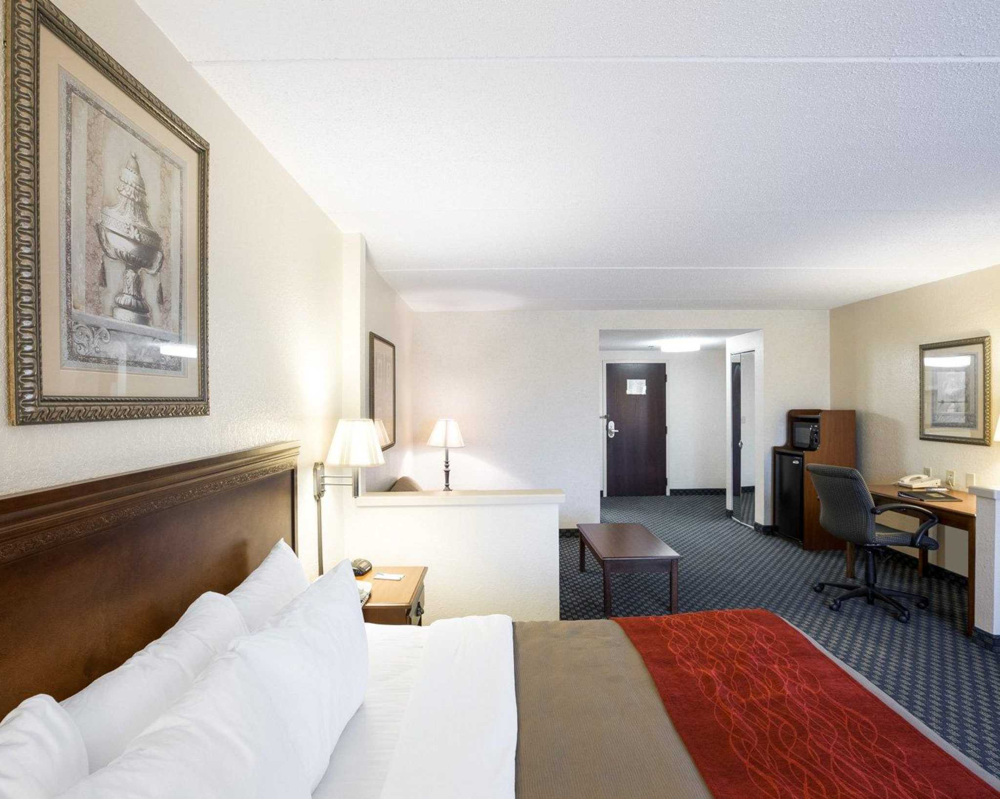 Comfort Inn & Suites San Antonio Airport