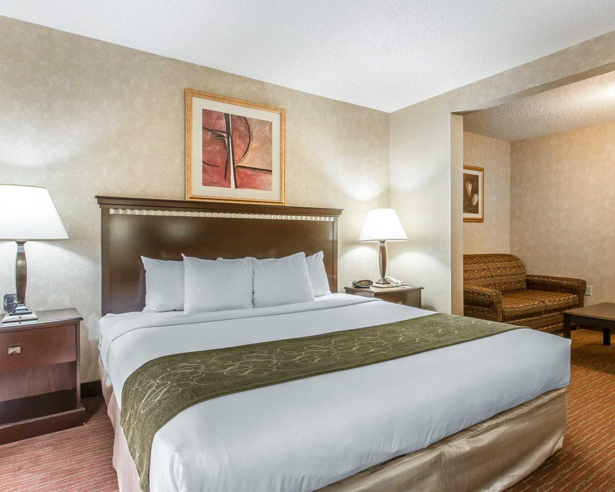 Comfort Suites Omaha East-Council Bluffs