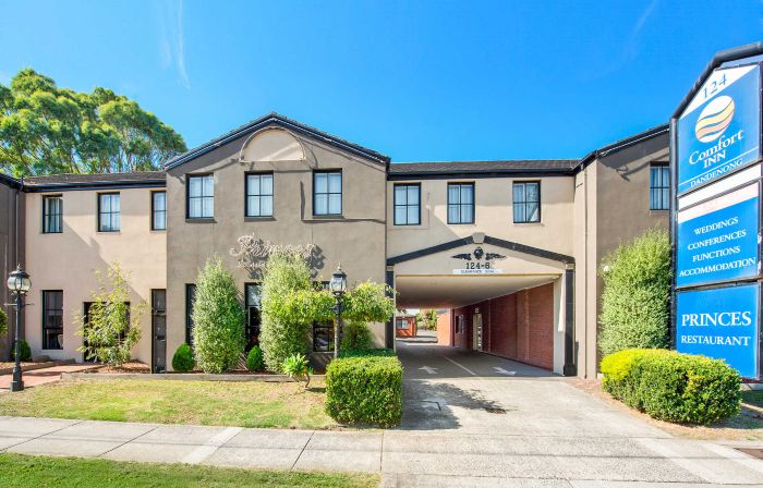 Comfort Hotel Dandenong