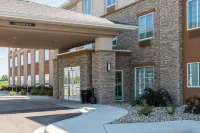 Sleep Inn & Suites Marshall - University Area Hotels near Walnut Grove Mercantile