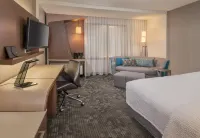 Courtyard New York Queens/Fresh Meadows Hotels near Flushing Meadows