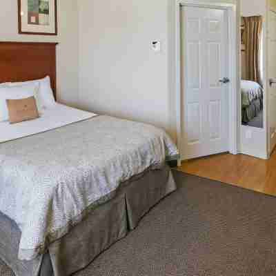 Hawthorn Extended Stay by Wyndham Ardmore Rooms