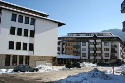 Grand Royale Apartment Complex & Spa