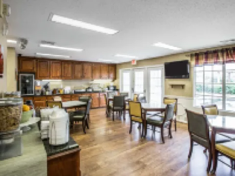 Quality Inn Bessemer I-20 Exit 108 Hotels in Jefferson County