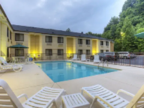 Sleep Inn Bryson City - Cherokee Area Hotels in Swain County