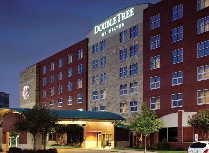 DoubleTree by Hilton Dallas - Farmers Branch