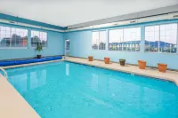 Super 8 by Wyndham Winfield/Quail Ridge Area - 2-Star