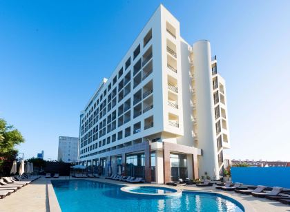 Tryp by Wyndham Lisboa Caparica Mar