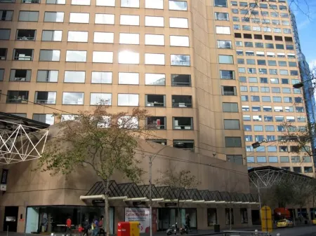 Sofitel Melbourne on Collins Отели рядом с достопримечательностью «Юнион-лэйн»