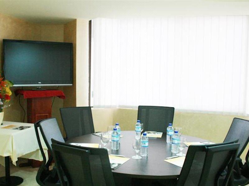 아부다비 조식 뷔페