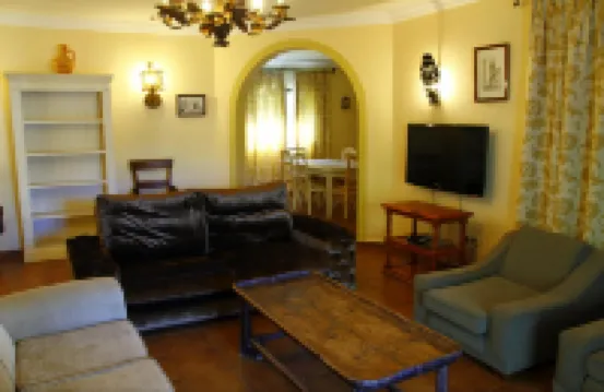 科蒂喬豐塔尼利亞公寓