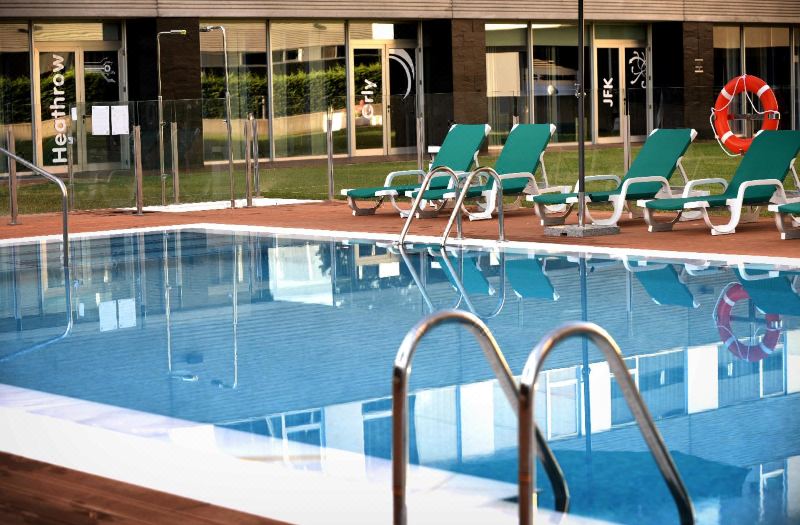 Axor Feria Hotel - Free Airport Shuttle Bus photo 4