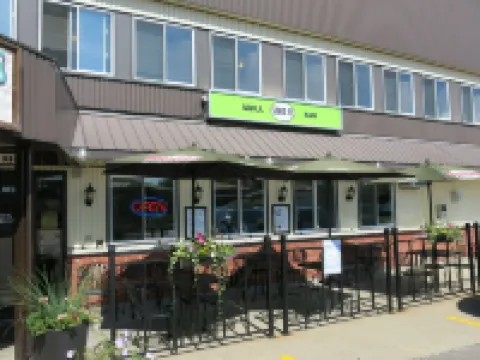 Shemron Suites Hotel Hotels in Deep River