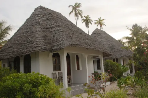 Blue Earth Beach Bungalow