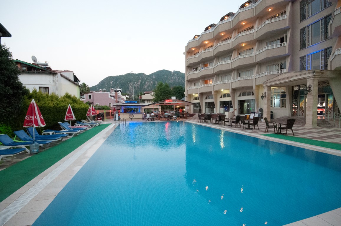 Selen Hotel Icmeler