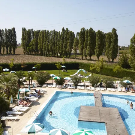 Green Garden Resort - Smart Hotel