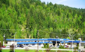 SureStay Hotel by Best Western Castlegar