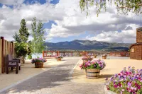 Hotel Marina Riviera Hotels near Pine Knot Village
