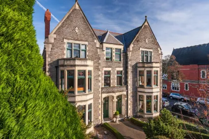 Lincoln House Hotel