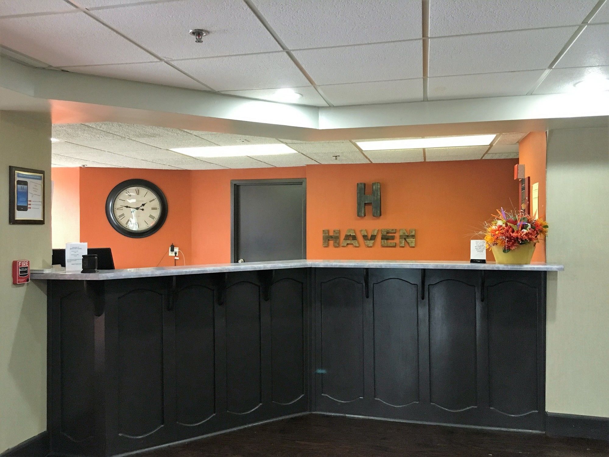 Haven Inn & Suites