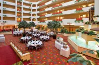 Holiday Inn & Suites Springfield - I-44