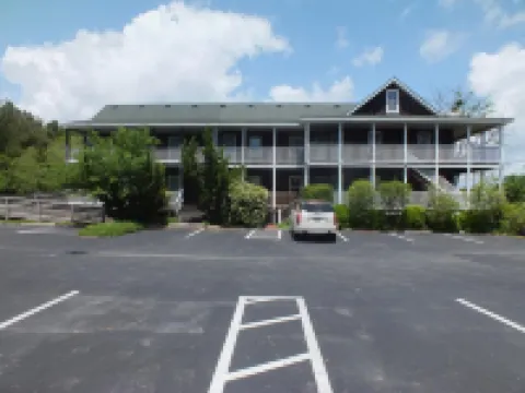 Scarborough Inn Hotel di Manteo