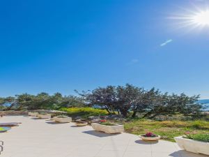 Residences Island View