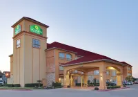 La Quinta Inn & Suites by Wyndham Garland Harbor Point Hotels in Garland