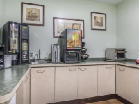 伊克諾旅館 亨茨維爾酒店